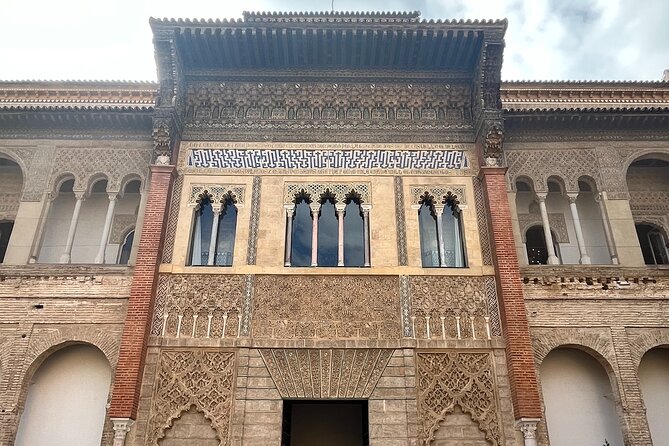 Private tour and tickets of Alcazar & Cathedral of Seville - Real Alcázar de Sevilla in Two Hours (and the ID Detail)