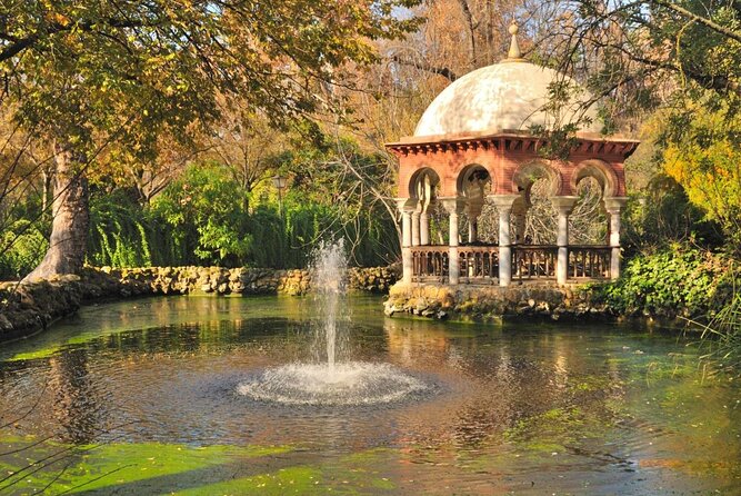 Private Tour Jewish Quarter, center and Plaza de España - Two Worlds in One Walk: Jewish Seville to Plaza de España