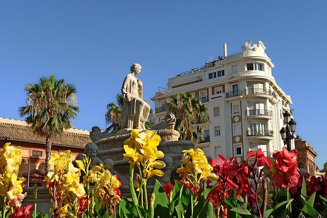 Private Tour Jewish Quarter, center and Plaza de España - UNESCO City of Opera Alleys: Courtyards, Artists, and Don Juan