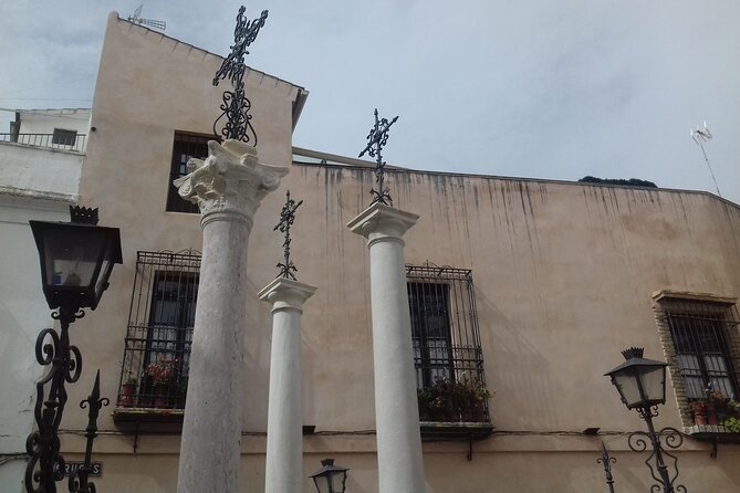 Private tour through the old Jewish neighbourhood. - Stop by Stop: What You’ll Get from the Barrio Santa Cruz Walk
