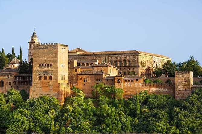 Private transfer from/to Seville to/from Granada with optional stop in Cordoba - Where this transfer fits best (and where it doesn’t)