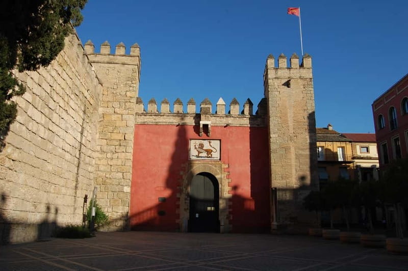 Real Alcázar of Seville Skip-the-Line Private Tour - Skip-the-Line Entry: What It Really Saves You