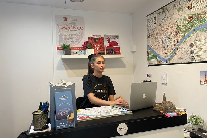 Ride Seville by E‐Bike – Small Group Local Experience - Price and logistics: an e-bike, free admissions, and a tight 90-minute plan