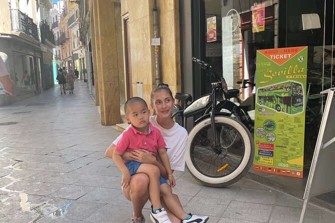Ride Seville by E‐Bike – Small Group Local Experience - Parque de las Palomas and Torre del Oro: river views without the long detour