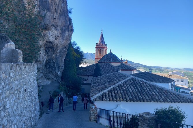 Ronda and White Villages from Seville-Small Group - Zahara de la Sierra: breakfast, reservoir calm, and the castle climb