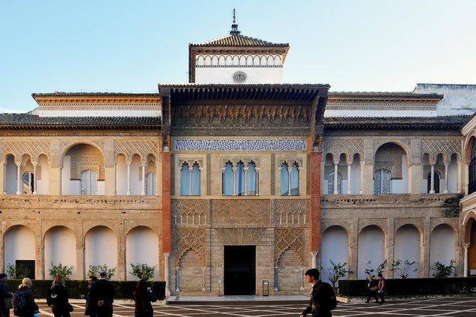 Royal Alcazar of Seville Guided Tour - Fast-track entry and official guidance: the biggest value move