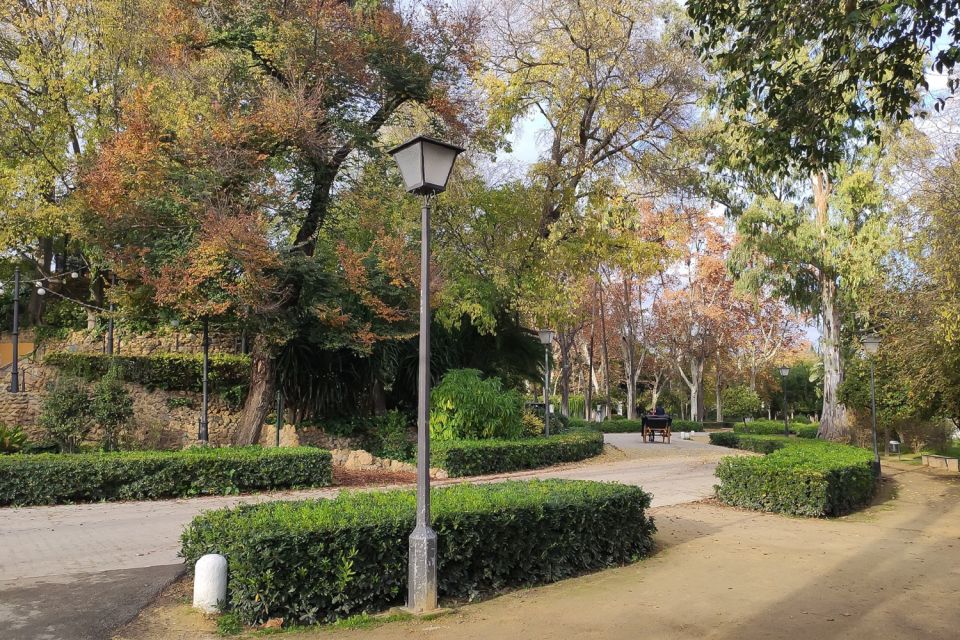 Secrets of Maria Luisa Park and Plaza de Espana - Plaza de España: Aníbal González and the Expo 1929 centerpiece