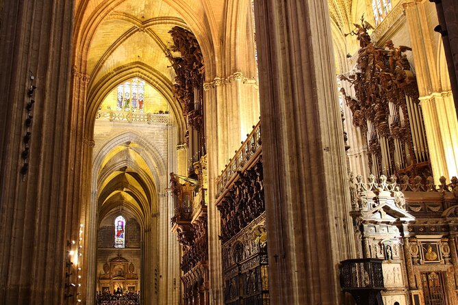 Sevilla: Guided tour to Cathedral and Giralda - The Start: Plaza Virgen de los Reyes Meeting Point Basics