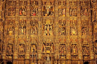 Sevilla: Guided tour to Cathedral and Giralda - Stop 1 (15 Minutes): Plaza Virgen de los Reyes and the Quick Lead-In