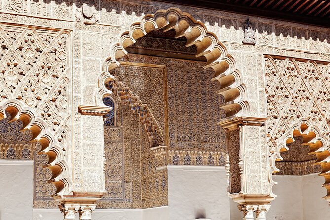 Sevilla: Guided tour to the Alcazar + Cathedral and Giralda - Seville Cathedral + Giralda: the part you should slow down for