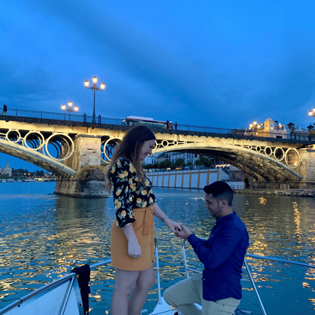 Sevilla: Romantic Boat Ride - From Puente de San Telmo to the River: What the 60–90 Minutes Feel Like