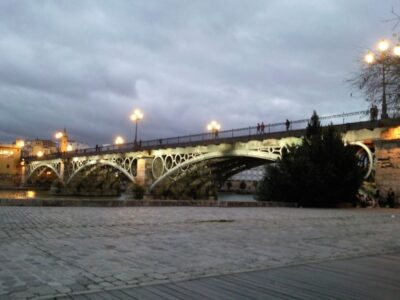 Seville: 2.5-Hour Evening Electric Bike Tour - Castelar 9 meeting point: get oriented before you roll