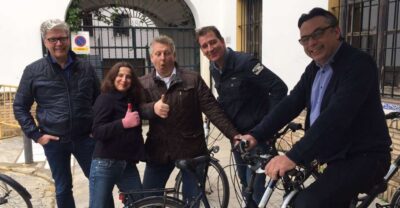 Seville: 2.5-Hour Private City Tour by Bike - Starting at Plaza Santa Cruz 4: how the tour keeps it easy