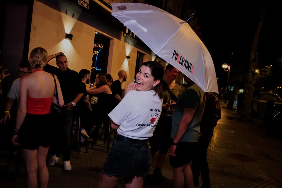 Seville: 3 Bars Pub Crawl + VIP Club Entrance & 3 Free Shots - A simple plan beats guessing in Seville