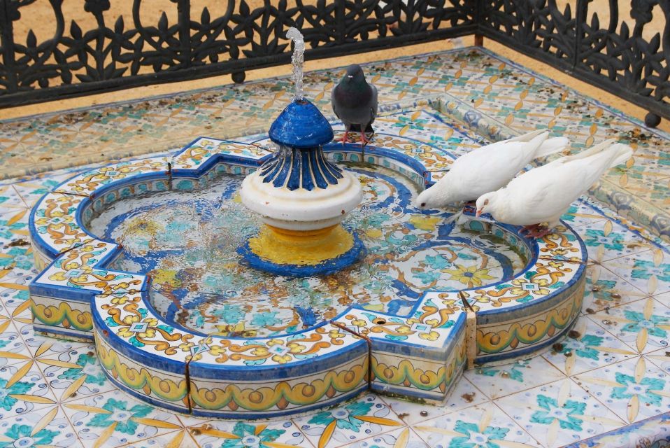 Seville 4-Hour Guided Walking Tour - Meeting at Plaza Nueva: Starting Strong, Avoiding the Chaos