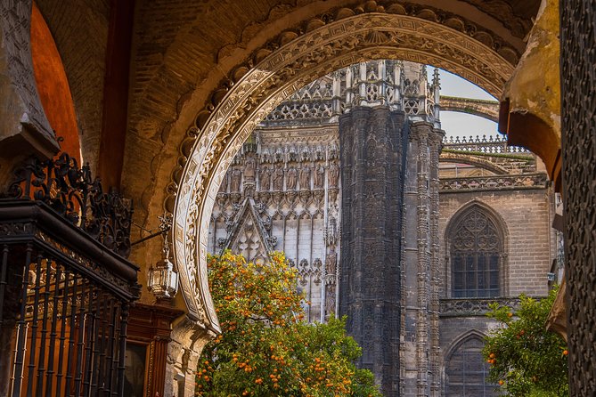 Seville Alcazar, Cathedral and Giralda Skip-The-Line Guided Tour - Price and value: is $89.90 worth it?