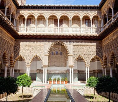 Seville: Alcázar Fast-Track Access with Guided Tour - Meeting up and getting timed for opening-day rhythm