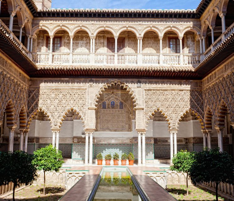 Seville: Alcázar Fast-Track Access with Guided Tour - Meeting up and getting timed for opening-day rhythm