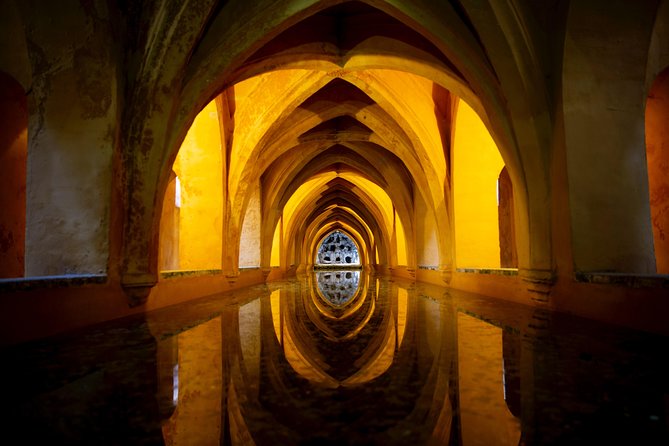 Seville Alcázar: Guided Premium Tour with Priority Entrance - Real Alcázar: Gothic-Mudejar Majesty Plus Later Royal Makeovers