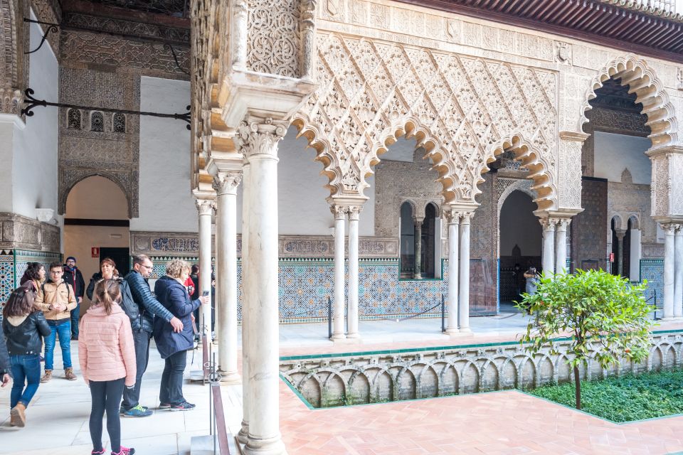 Seville: Alcazar Guided Tour with Entrance - Key things to know before you go