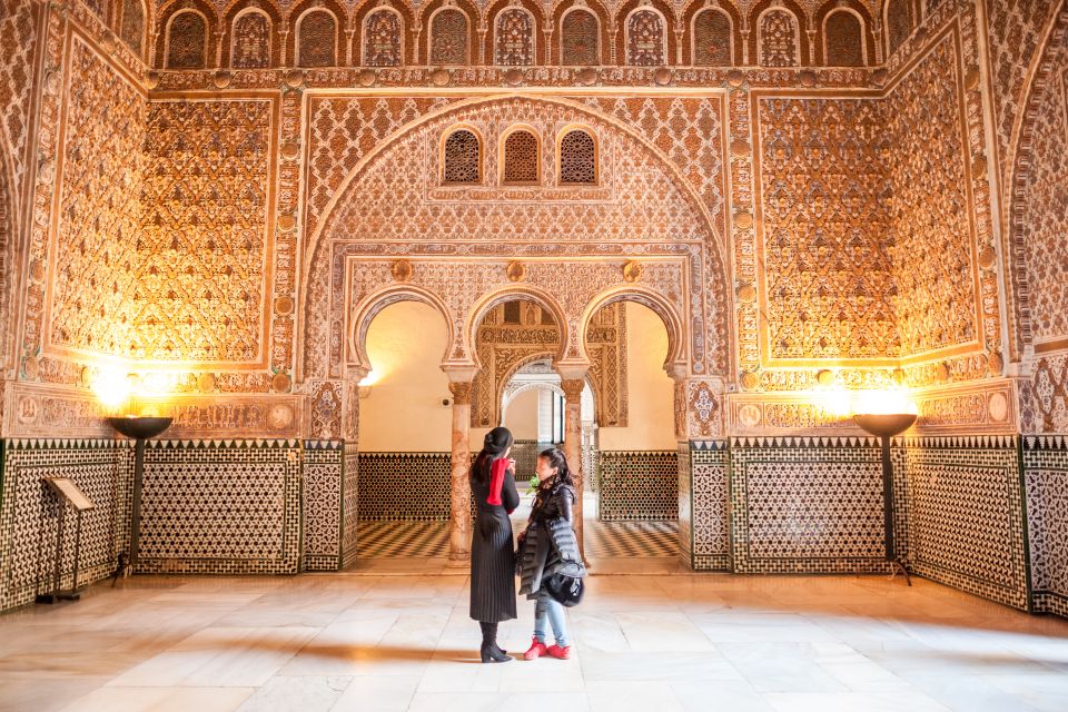 Seville: Alcazar Guided Tour with Entrance - Alcázar in 90 Minutes: What You’ll See and Why It Matters