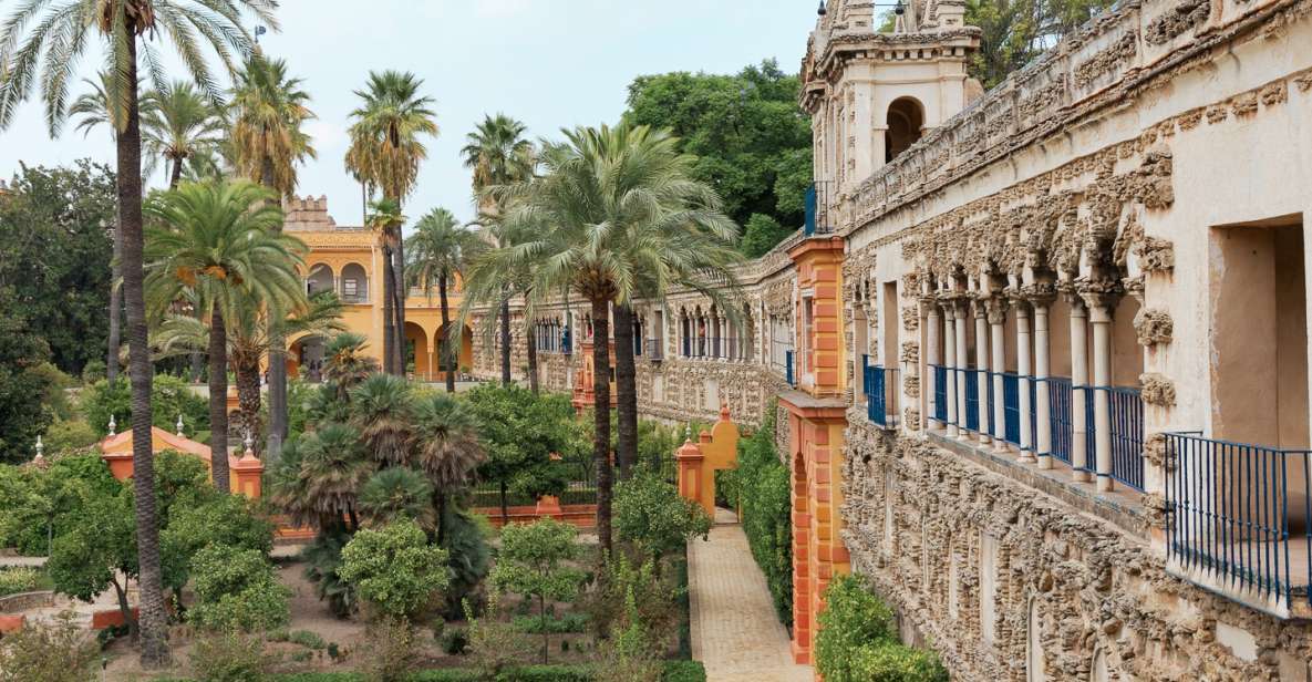 Seville: Alcazar Skip-the-Line Guided Tour with Tickets - Why skip-the-line is worth it at the Alcázar