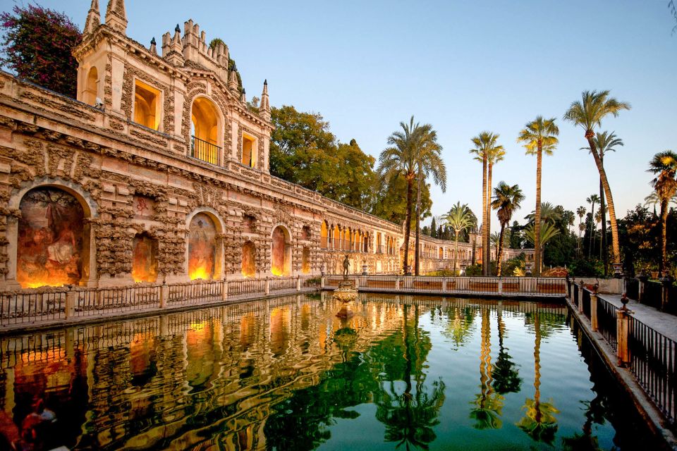 Seville: Alcazar Skip-the-Line Guided Tour with Tickets - 90 minutes through power shifts: Cordoba to Fernando III
