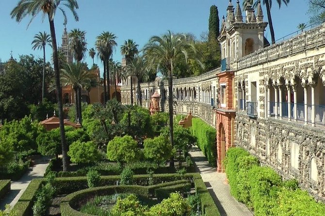 Seville: Alcázar,Cathedral and Plaza España Private Tour - Price and value: what you’re really paying for