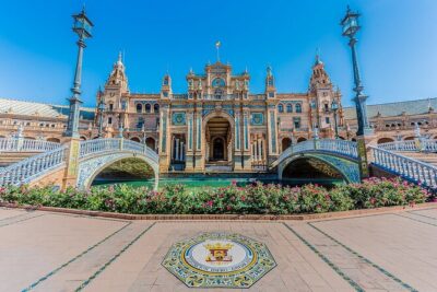 Seville AVE Train Station Private Arrival Transfer - The Ride In Town: Comfort, A/C, and What Happens to Your Bags