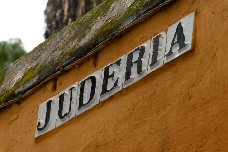 Seville: Barrio de Santa Cruz Small Group Walking Tour - FAQ