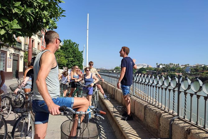 Seville Bike Tour (Private Tour) - Real Alcázar and Torre del Oro: Royal Walls and River Views
