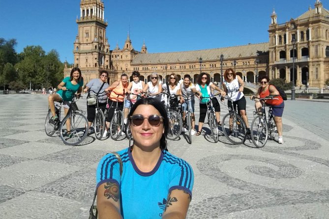 Seville Bike Tour with Full Day Bike Rental - Santa Cruz Jewish Quarter: monuments without the maze stress