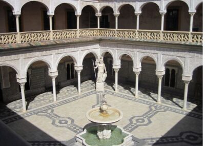 Seville: Casa de Pilatos and Condesa de Lebrija Palace Tour - Price and group setup: what $258 really buys you