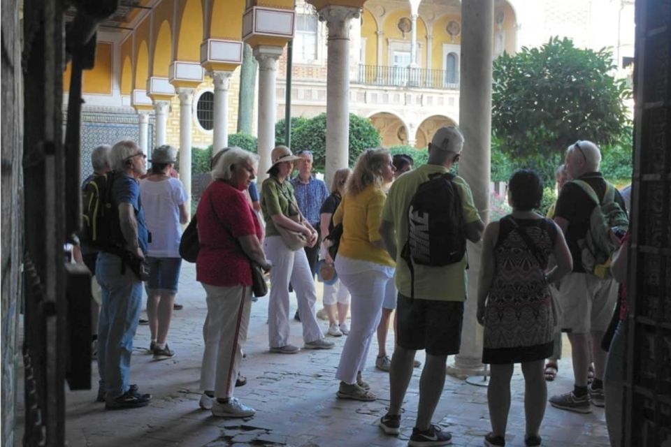 Seville: Casa de Pilatos and Condesa de Lebrija Palace Tour - The guide matters: English, French, Italian, Spanish, or German