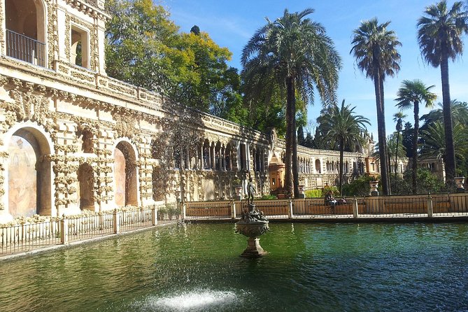 Seville Cathedral, Alcazar, and Jewish Quarter Skip-the-Line Combo Tour - Seville Cathedral: a guided visit where the details matter
