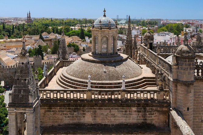 Seville Cathedral and Giralda Tower Guided Tour - Should you book this Seville Cathedral and Giralda tour?