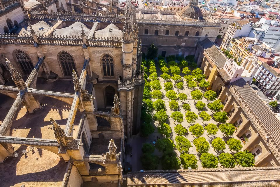 Seville: Cathedral and La Giralda Entry Ticket - How long should you plan for this Seville stop?