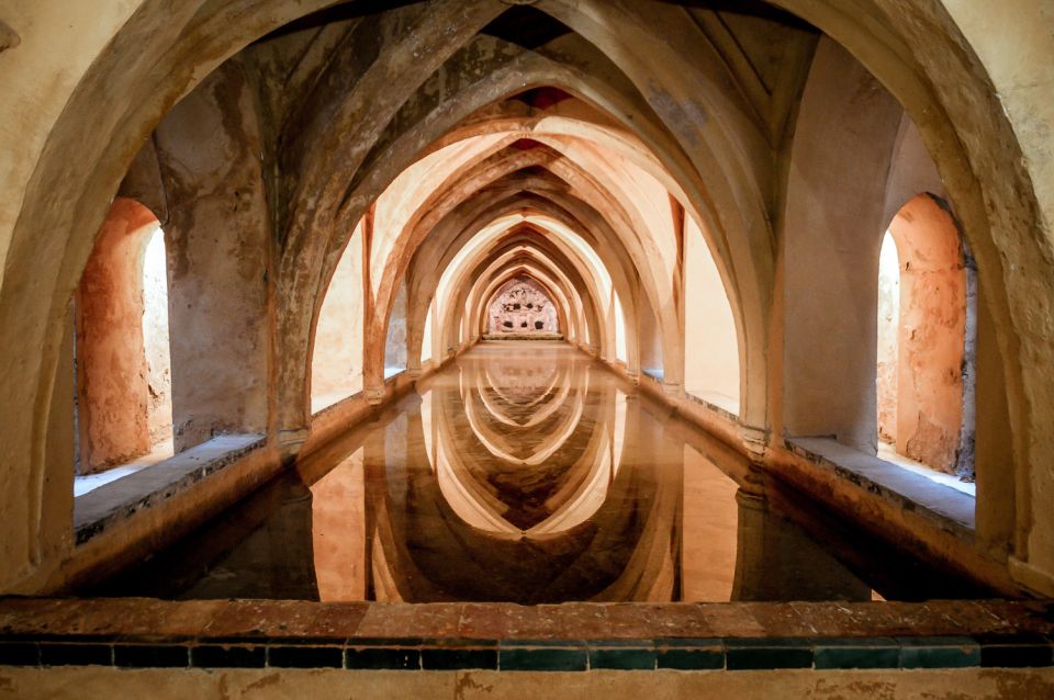 Seville: Cathedral, Giralda & Alcazar Entry With Guided Tour - Who This Tour Suits Best