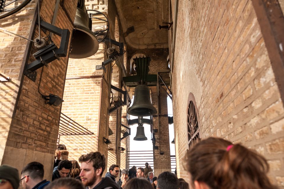 Seville: Cathedral Guided Tour with Optional Alcázar - Climbing La Giralda: Views Worth the Effort