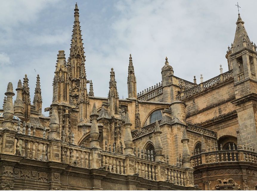 Seville Cathedral Skip-the-Line Tour - Guide in French: how to plan if that’s a factor