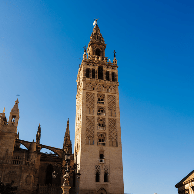 Seville: CATHEDRAL TINY GROUP SKIP THE LINE - Skip-the-line entry: where you actually feel the benefit