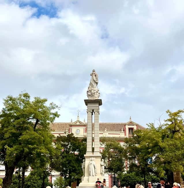 Seville: City Walking Tour - Seville Cathedral: what you’ll get from an exterior-only start