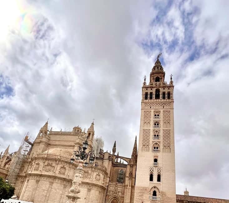 Seville: City Walking Tour - Giralda in a short stop that still changes how you see the skyline