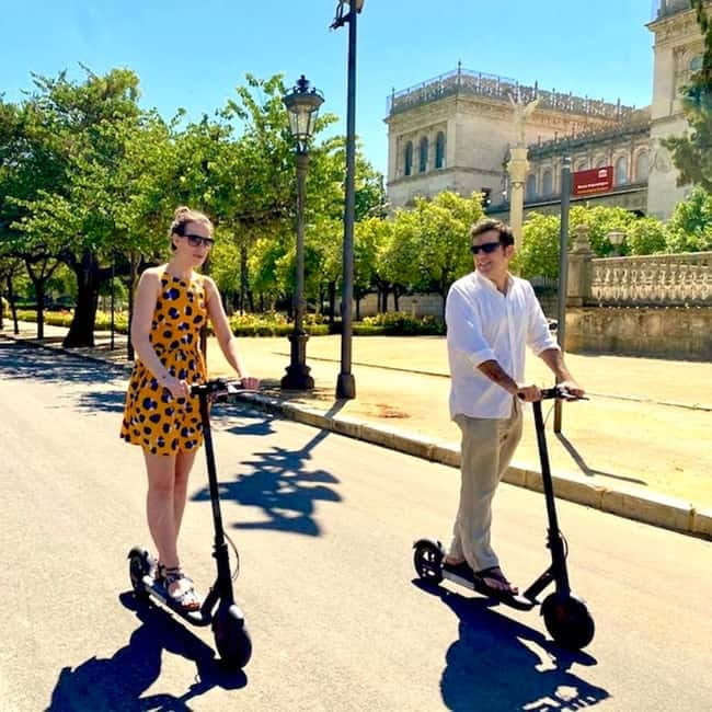 Seville: Electric Bike City Tour - Maria Luisa Park and Plaza de España: the big beauty moment