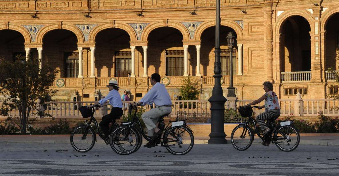 Seville: Electric Bike Tour in Small Group - Centro sightseeing by bike: how Plaza de España and Maria Luisa Park work on wheels