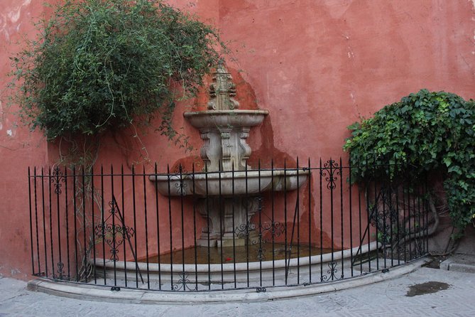 Seville Evening Historical Tour with Haunted History - Who this tour suits best (and who should think twice)