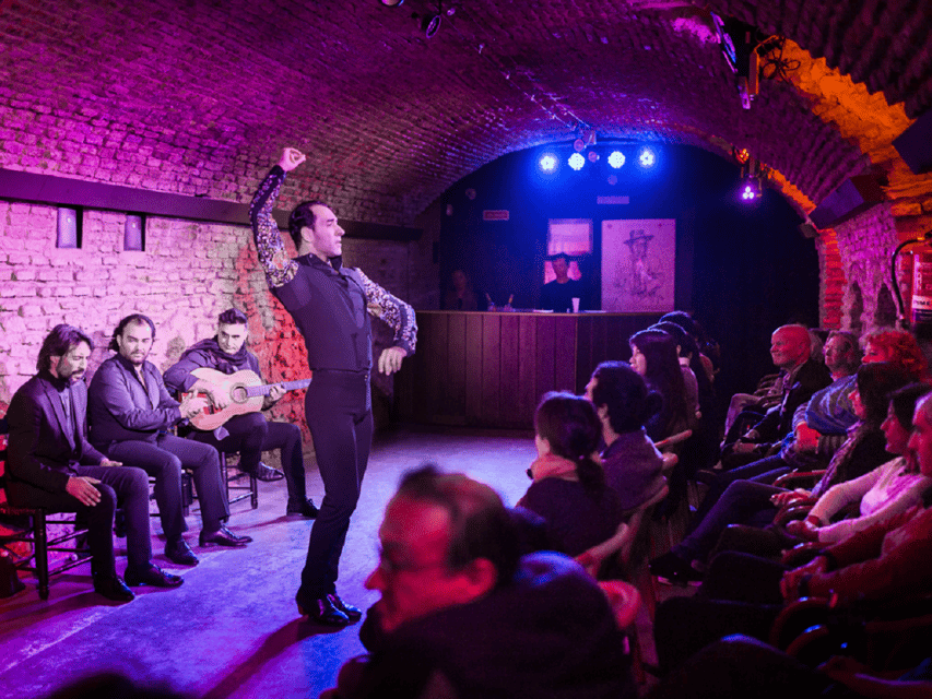 Seville: Flamenco Dreams Show with Drink in an Arabic Vault - The 1-hour flow: what you’ll experience from entry to final note