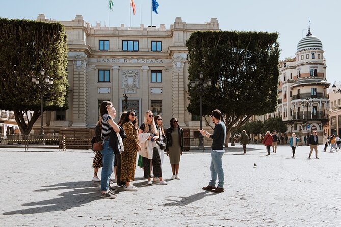 Seville Former Jewish Quarter Walking Tour: Santa Cruz - Hospital de los Venerables and Casa de Murillo: Art After the Golden Age