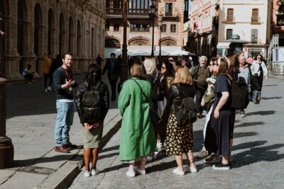 Seville Former Jewish Quarter Walking Tour: Santa Cruz - Plaza de Doña Elvira, Calle Susona, and the Power of a Name