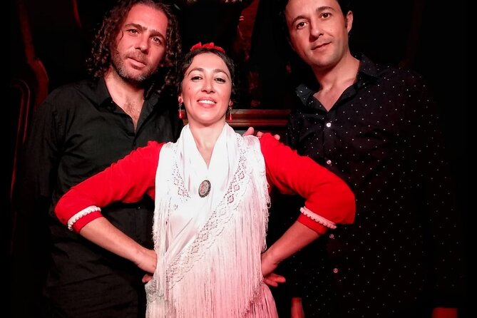 Seville: Fun class to approach Flamenco - What the Small-Group Limit Means for You